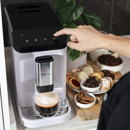 Cecotec Vollautomatische Kaffeemaschinen Cremmaet Macchia White