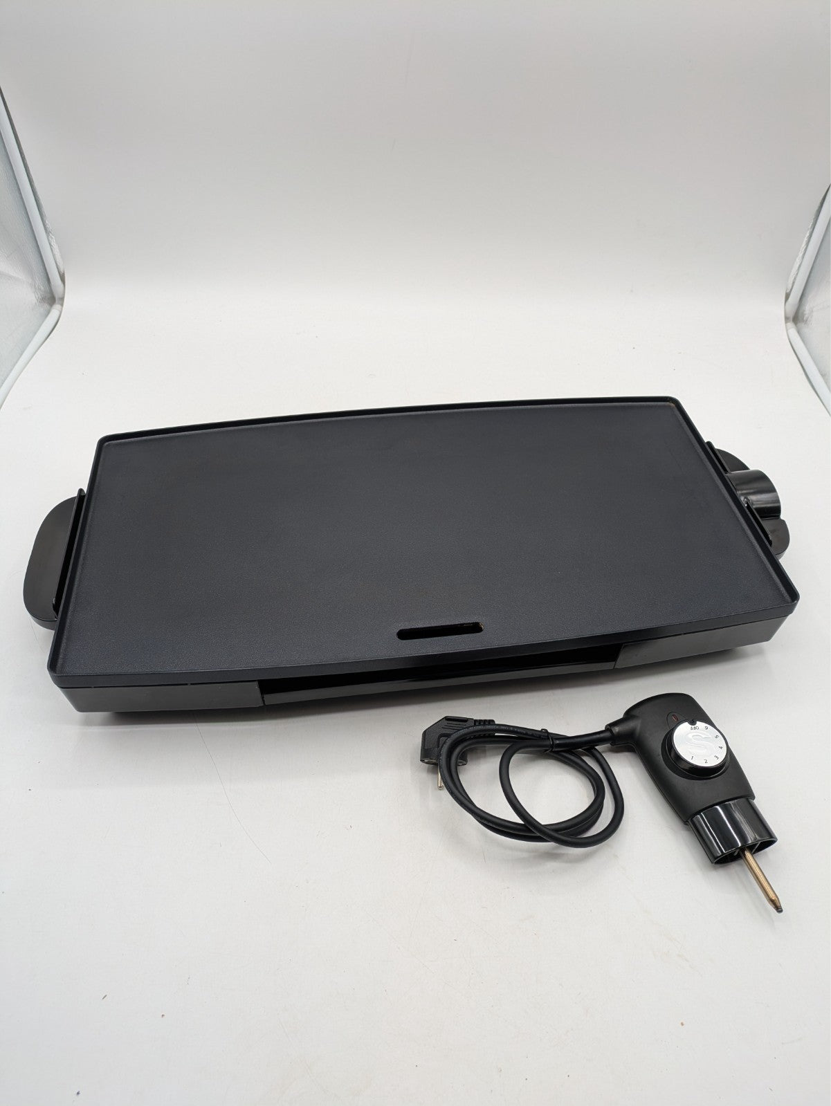 SEVERIN Tischgrill für Fleisch, Fisch und Gemüse, XXL Teppan Yaki Platte KG 2397