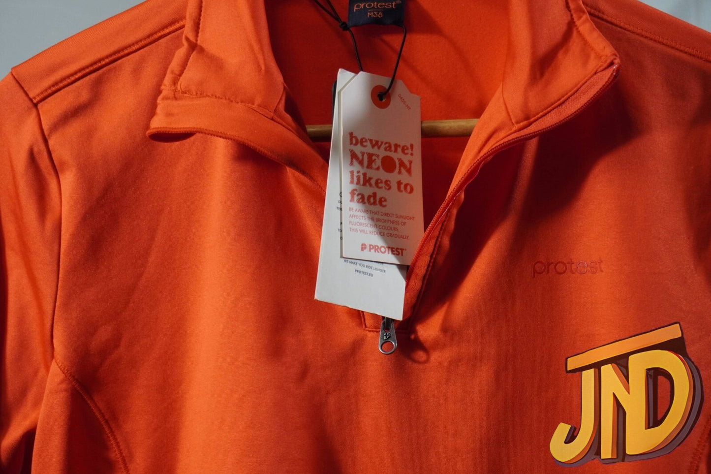 Protest Fabriz Fleece Pullover Damen Flammen Rot Größe M/38🔥